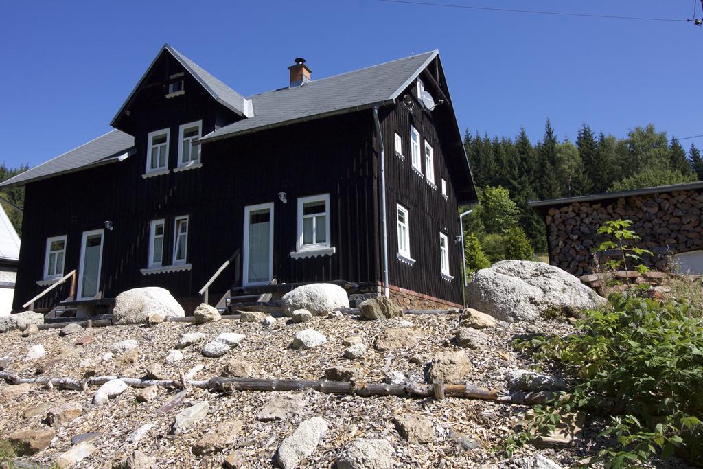 Ferienhaus Anno Dazumal, Wie Zu Oma'S Zeiten Apartment Klingenthal Exterior photo